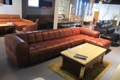 真皮轉角客廳沙發 現代休閑設計，探秘順德沙發產業
